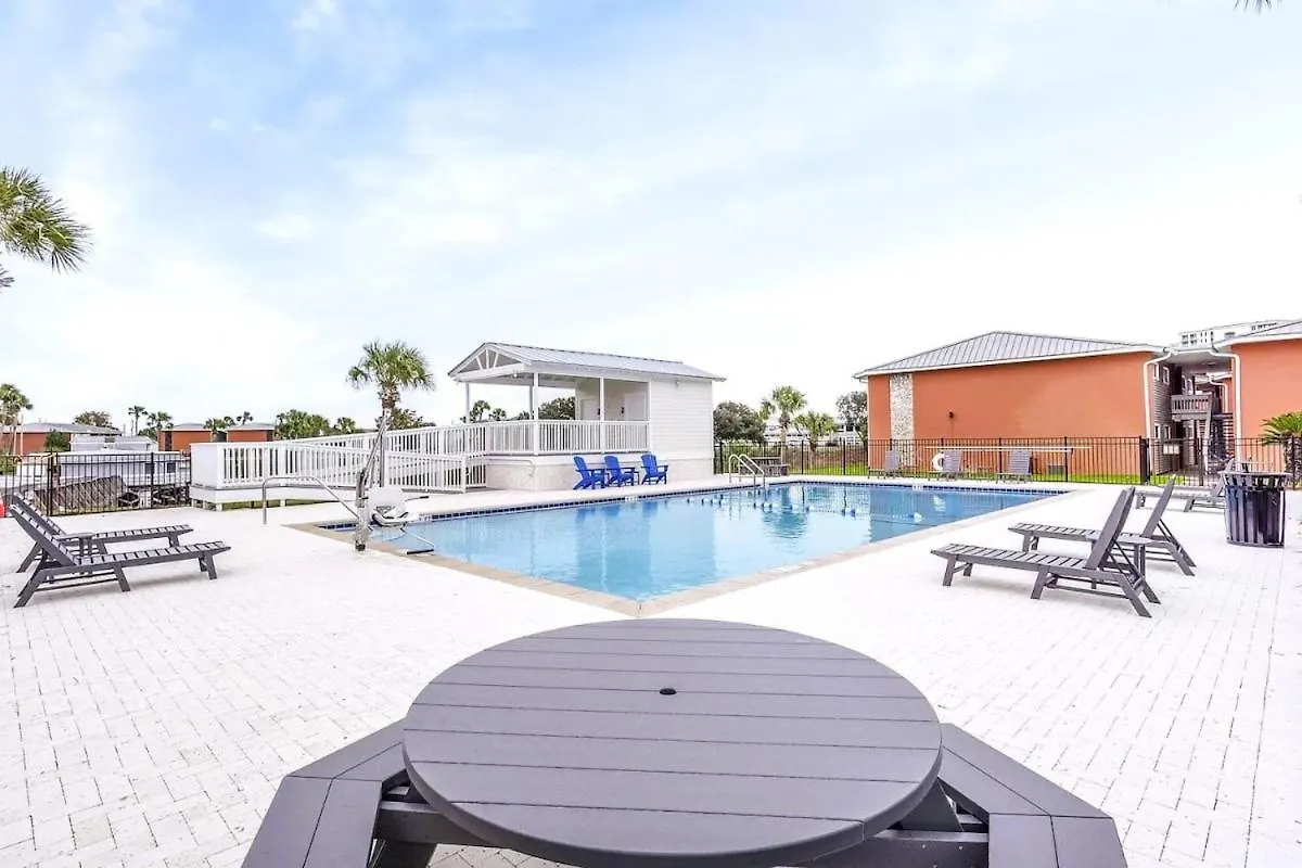 Cool Azul 3 Community Pools Central Destin